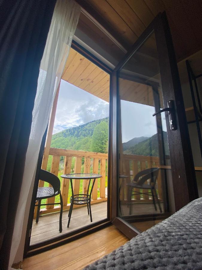 Hotel Chubezeni Mestia Bagian luar foto